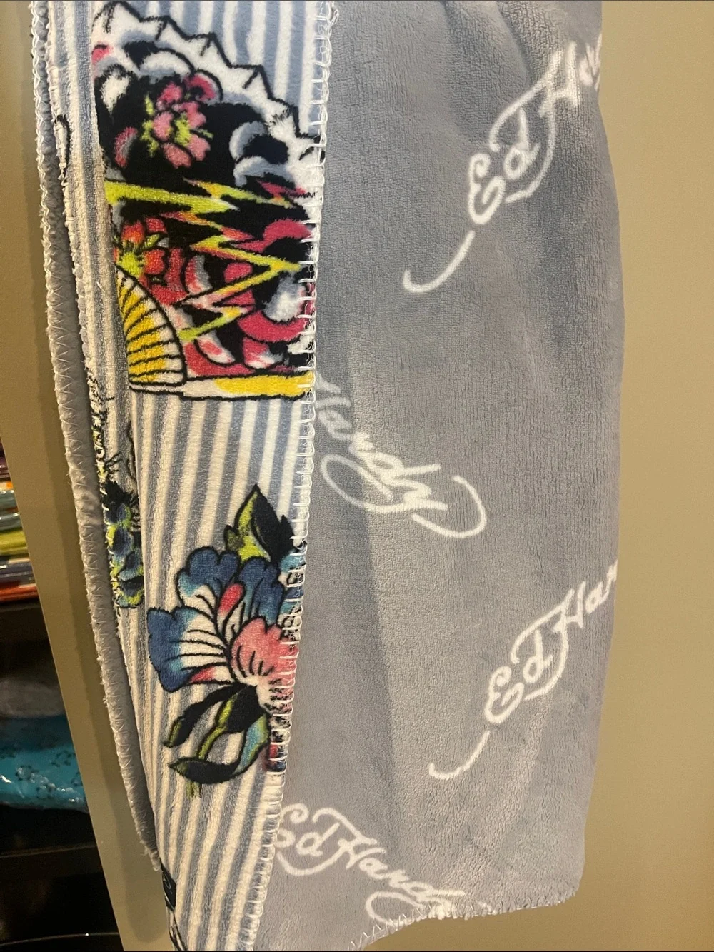 Ed Hardy Reversible Plush Oversized Throw Blanket 60x70 Tattoo Y2K NWT